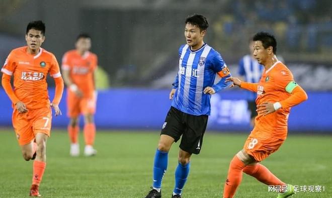 亿万28大舞台-赛前武汉三镇备战法甲，临场应变细节曝光，态度坚定，纪律约束更严格-亿万28大舞台